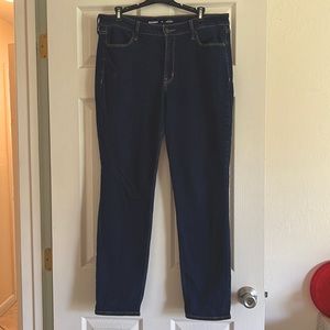 Dark denim. High-rise. Straight leg. Size 14. Great shape. Old Navy.
